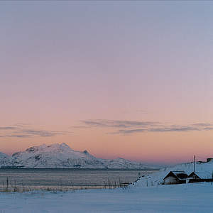 Bødo • Norway | Titolo | Eppur sol galleggio...