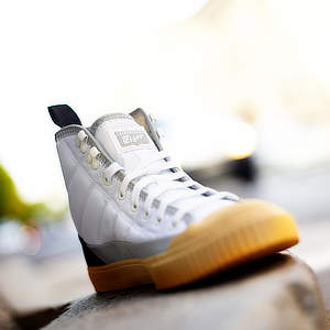 Onitsuka Tiger • BasketBall RB • | Asics Italia
