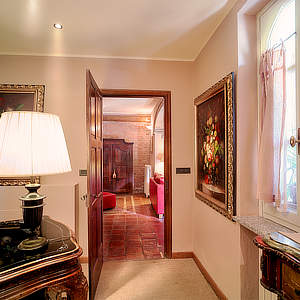 Villa Antica Dispensa • Monforte d'Alba • Cuneo • Piedmont • Italy | Titolo | Riflessi in studio...