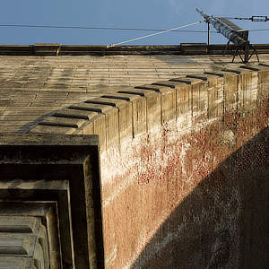 Sguardi di sotto... | Ponte nuovo di Cuneo